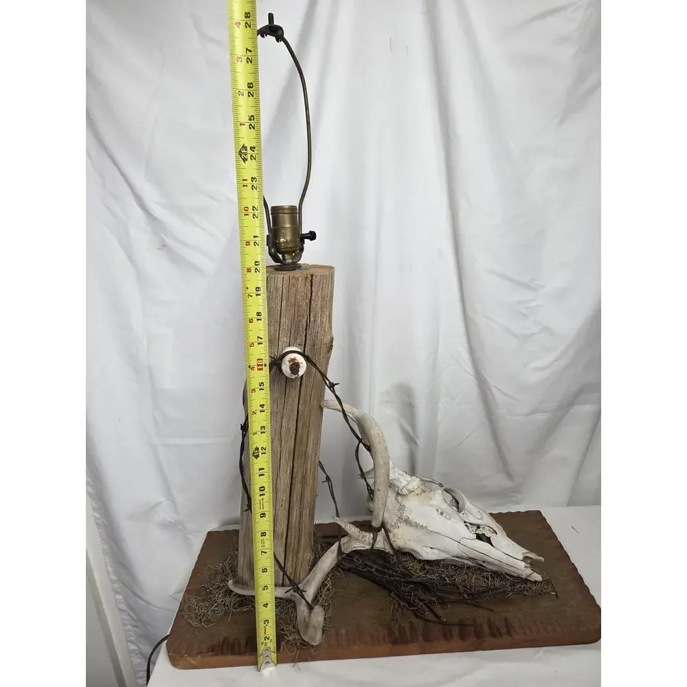 Rustic Deer Skull Barbed Wire Table Lamp Lodge Cabin Western Decor Vintage